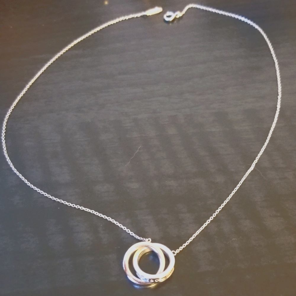 Tiffany 1837®Interlocking Circles Pendant